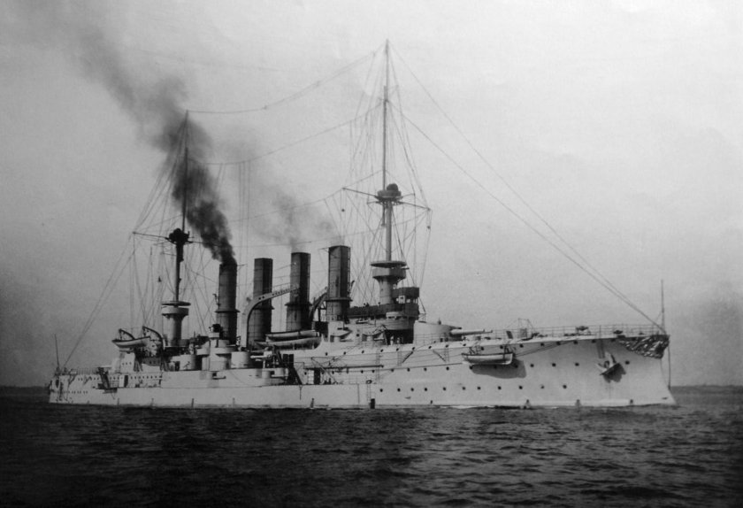 Броненосный крейсер Роон
