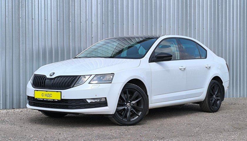 Шкода октавия 2017 белая