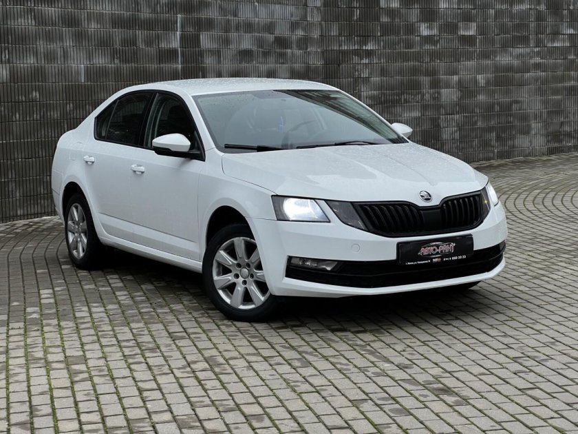 Шкода Октавия 2018 года