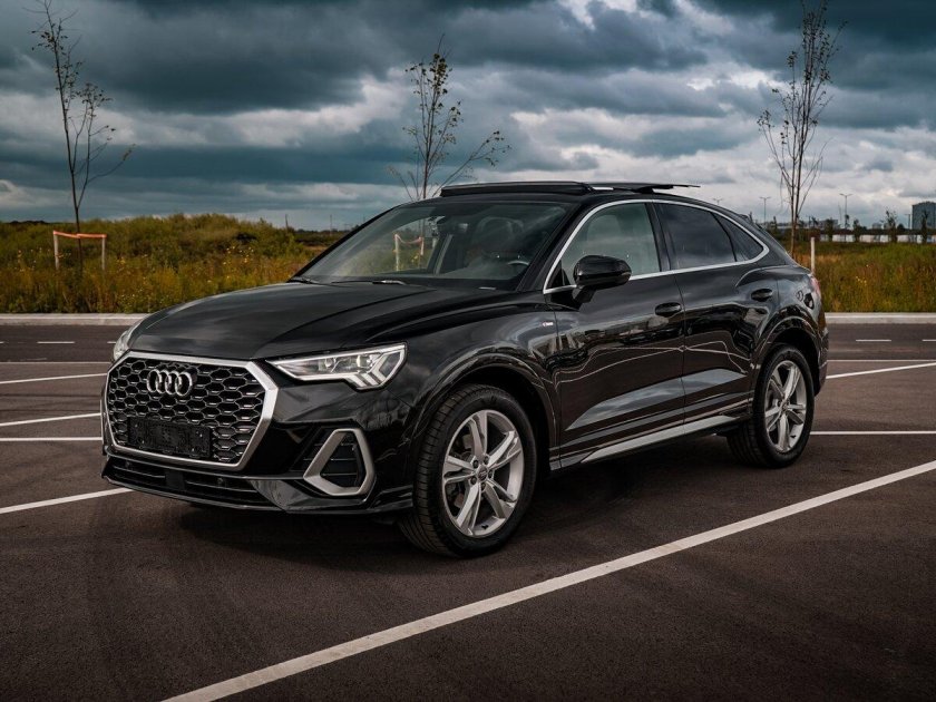 Мерседес-Бенц GLA 2020