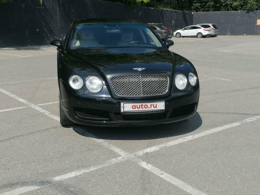 Бентли 2007 года