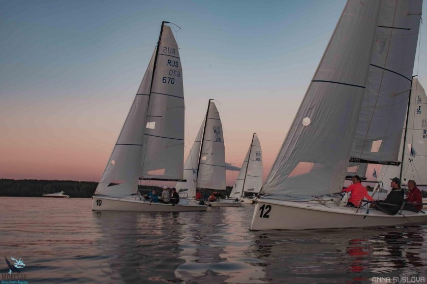 Яхта ракета 670