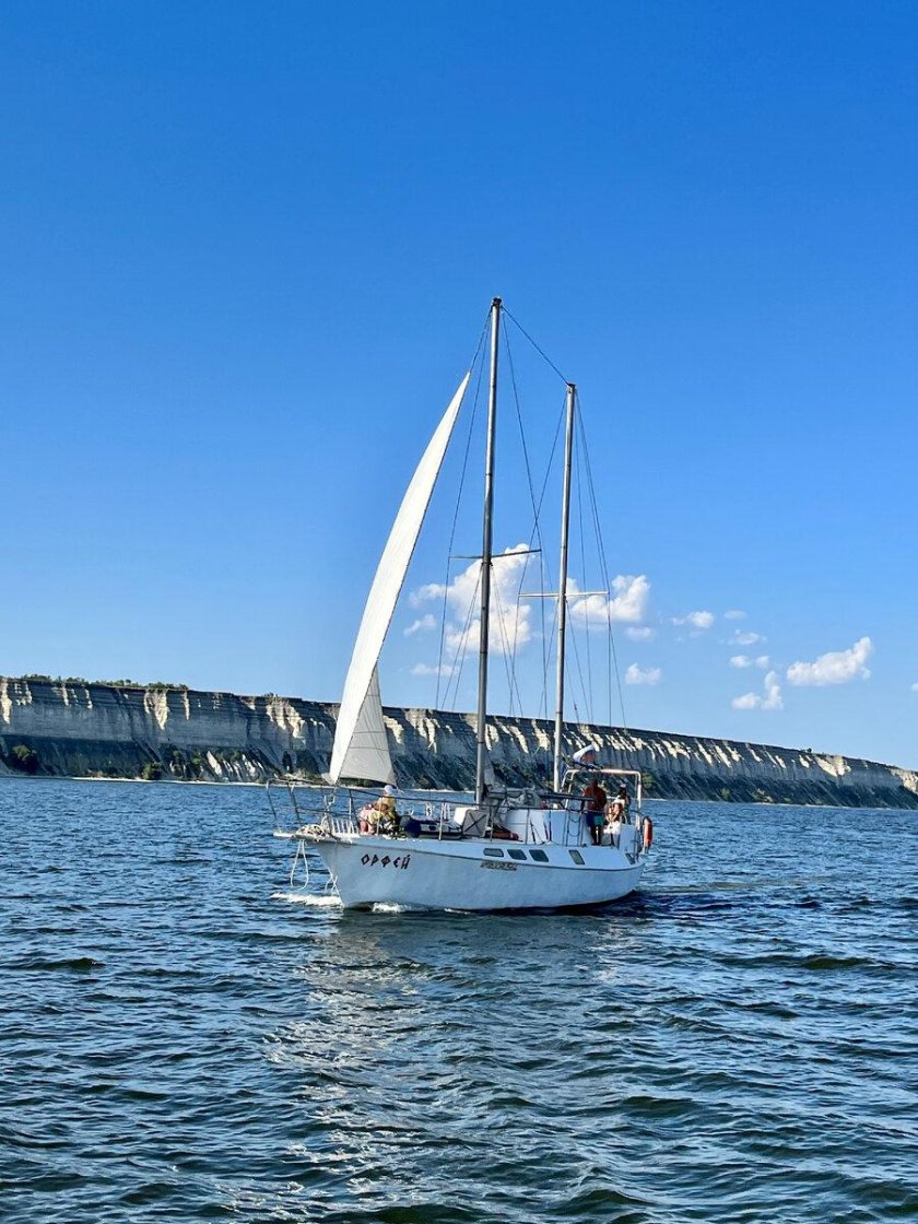 Санфлауэр яхта геленджик