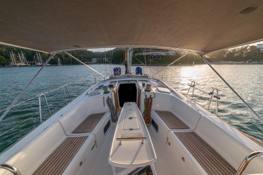 Яхта Океанис Геленджик