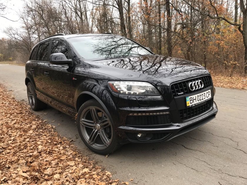 Ауди q7 черная