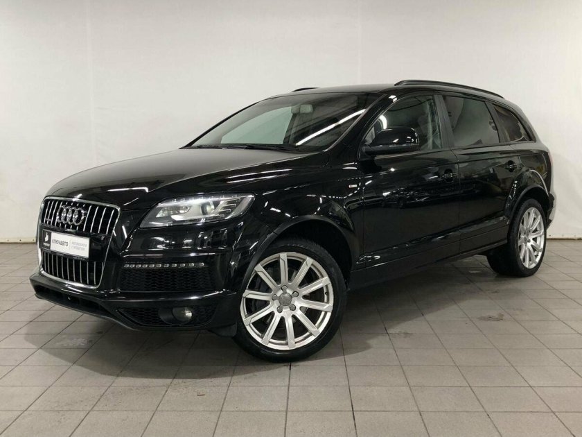Ауди ку7 4м в черном