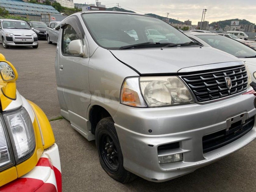 Тойота Гранд Хайс 2002