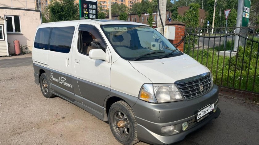 Toyota grand hiace 1999