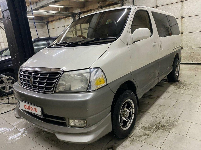 Toyota Grand Hiace 3.4 at, 2002