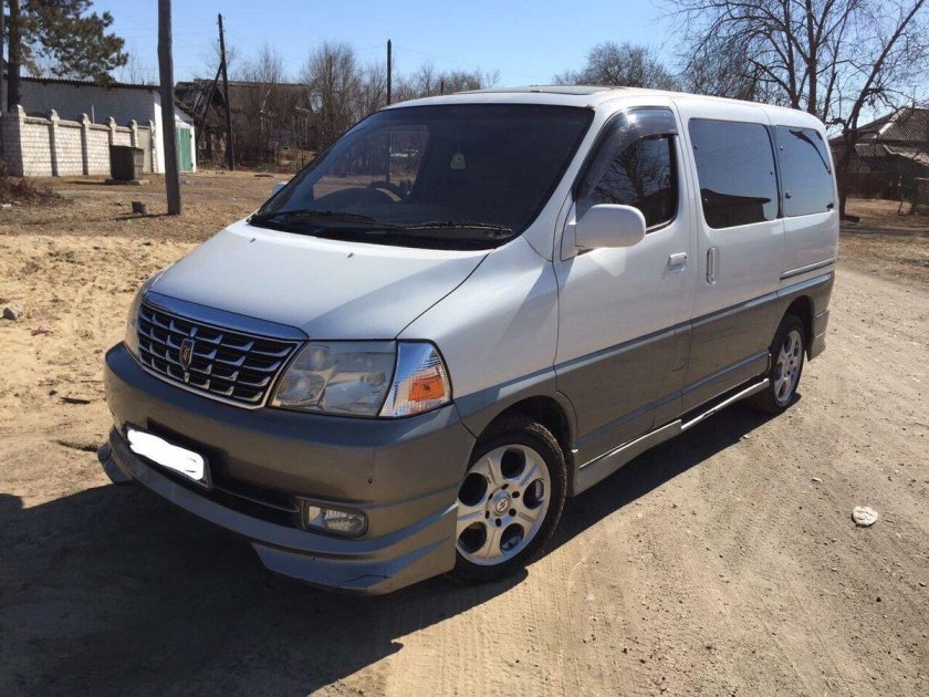 Toyota Grand Hiace