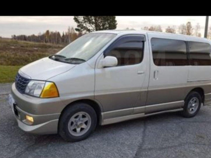 Toyota grand hiace 2000