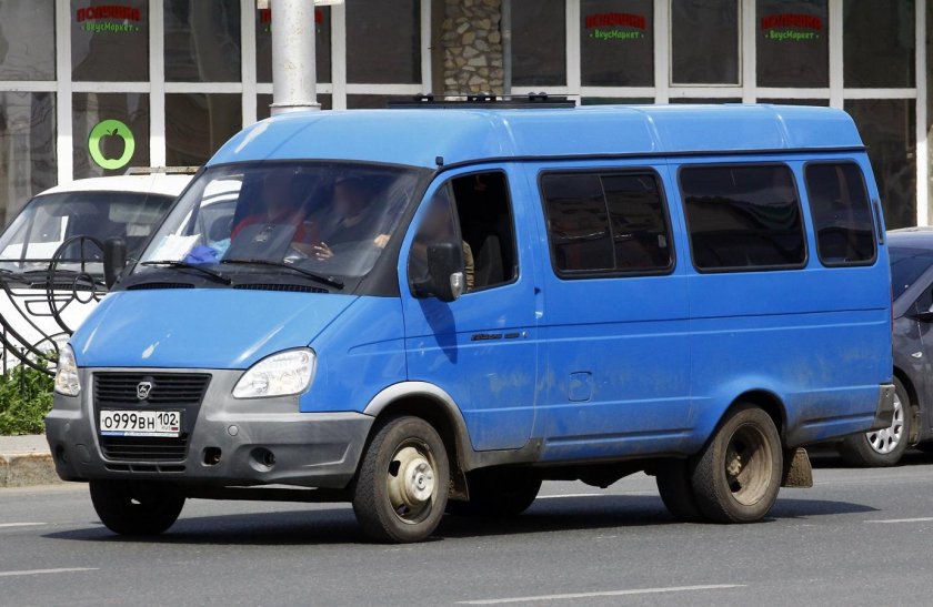 ГАЗ 3221