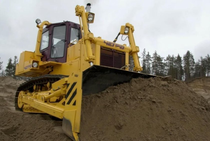 Бульдозер ЧЕТРА т15