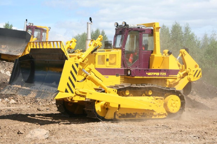 Бульдозер ЧЕТРА Т-25.01