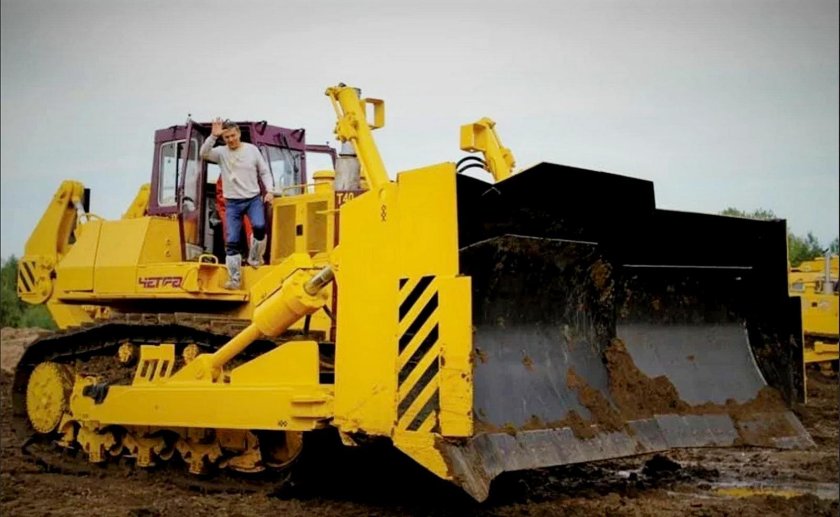 Бульдозер ЧЕТРА т40