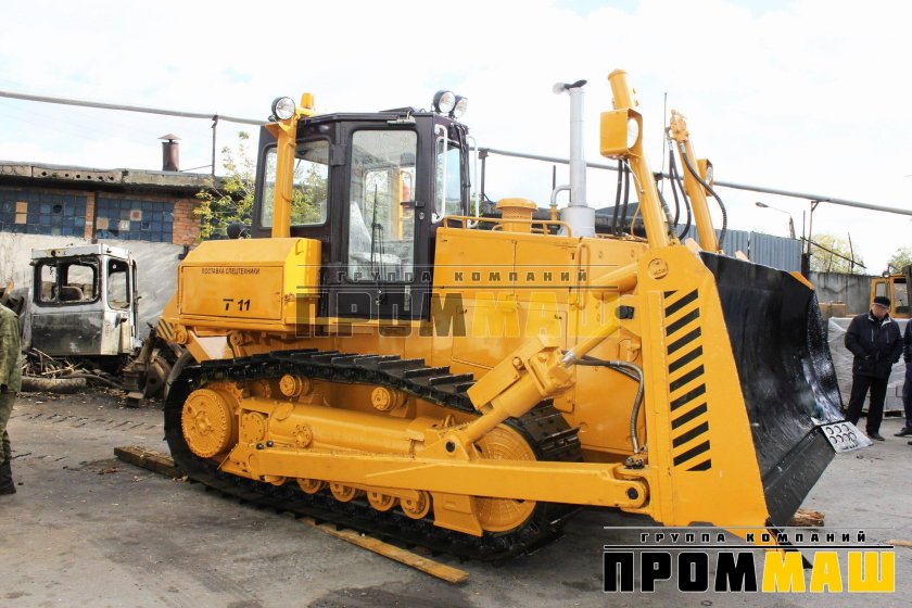 Трактор ЧЕТРА т11