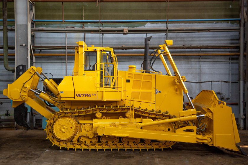 ЧЕТРА 11 бульдозер