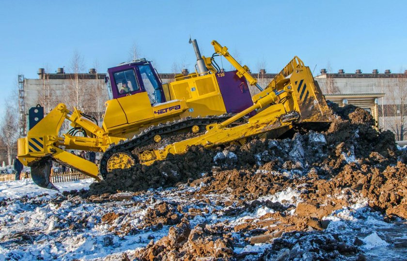 Бульдозер ЧЕТРА т35