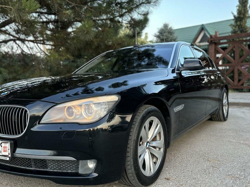 Бмв 7 серии 2012