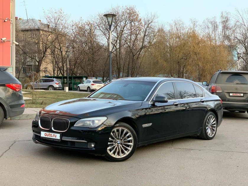 БМВ 740 li