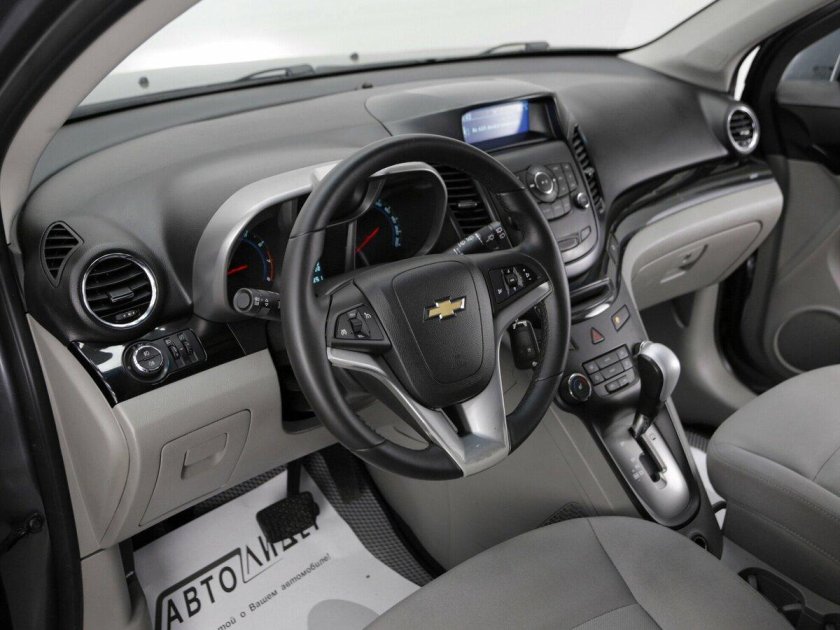 Chevrolet Orlando 2018 салон