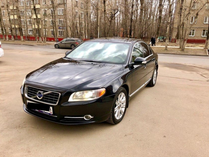 Volvo s80 черная