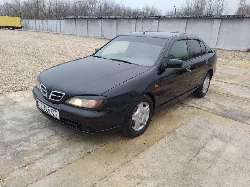 Ниссан примера 2000