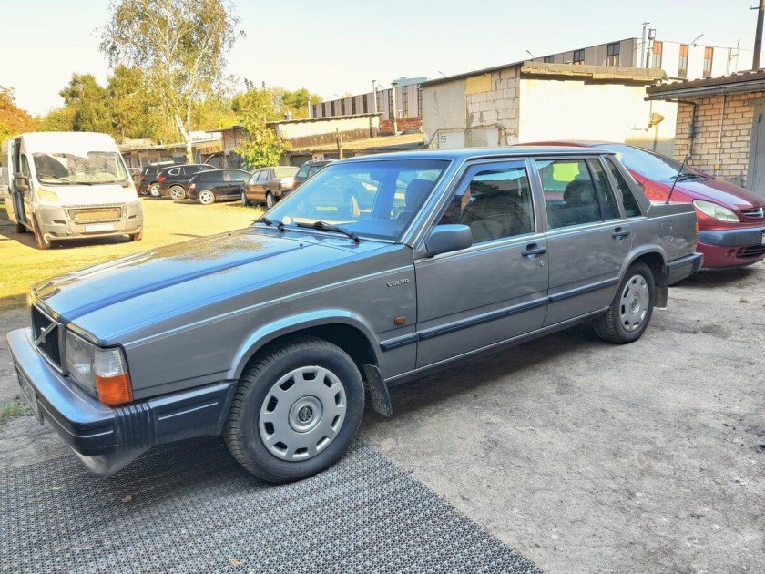 Volvo 740 1984