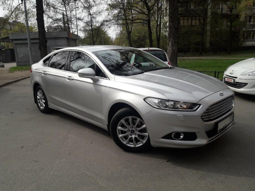 Форд Мондео 4 серебристый