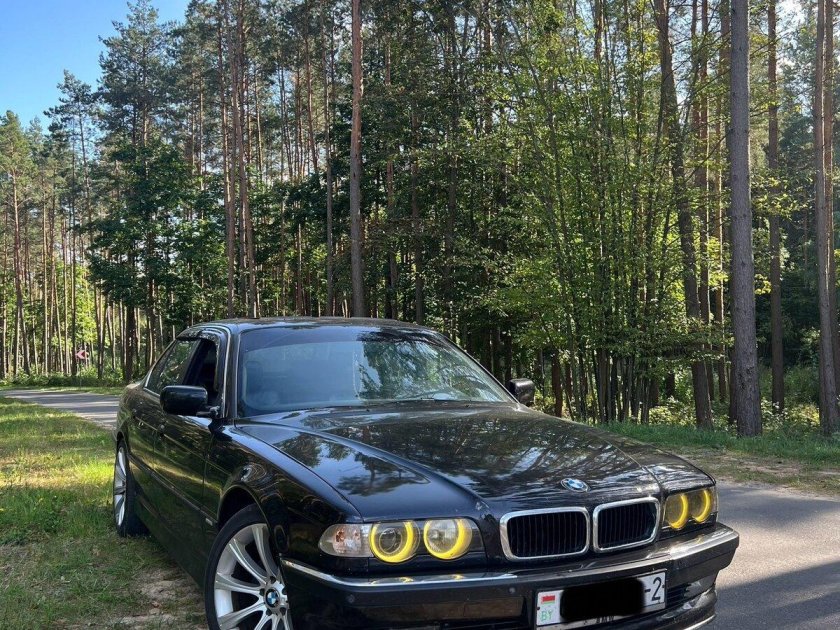 Бмв 750 2000 бумер