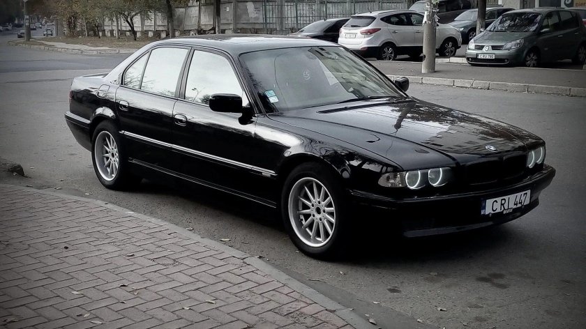 БМВ 7 е38 1999
