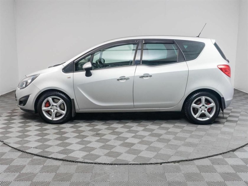 Опель мерива 2013