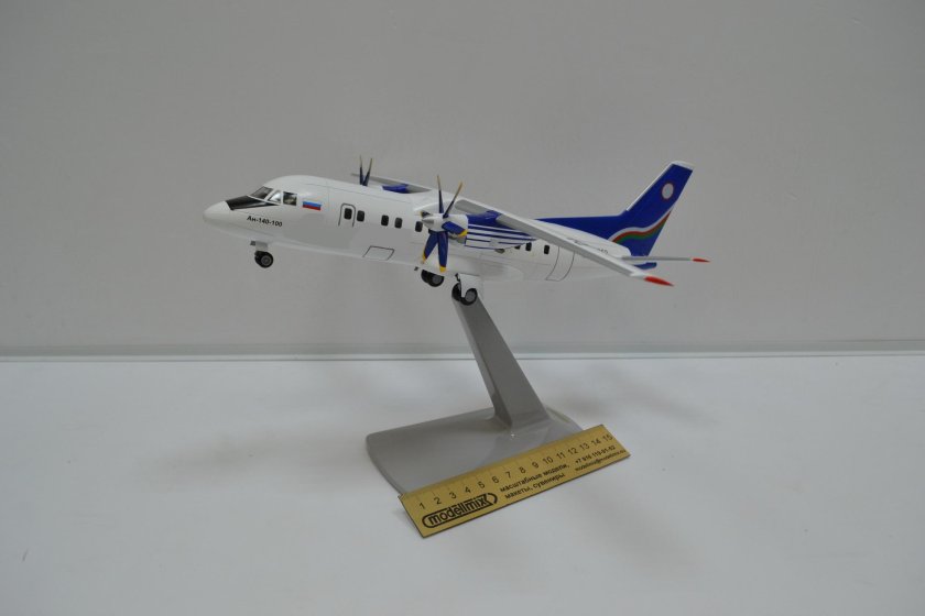 Модель самолета ан 24