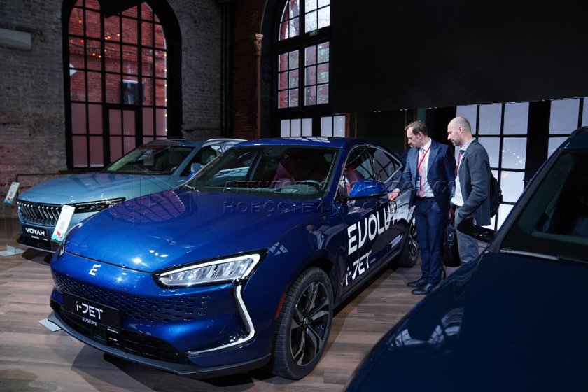 Evolute электромобиль i jet