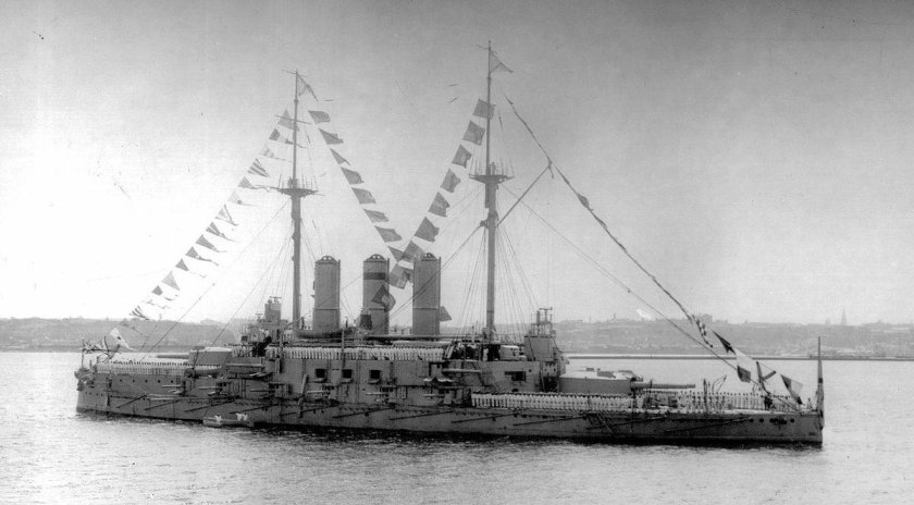 Броненосец Иоанн Златоуст