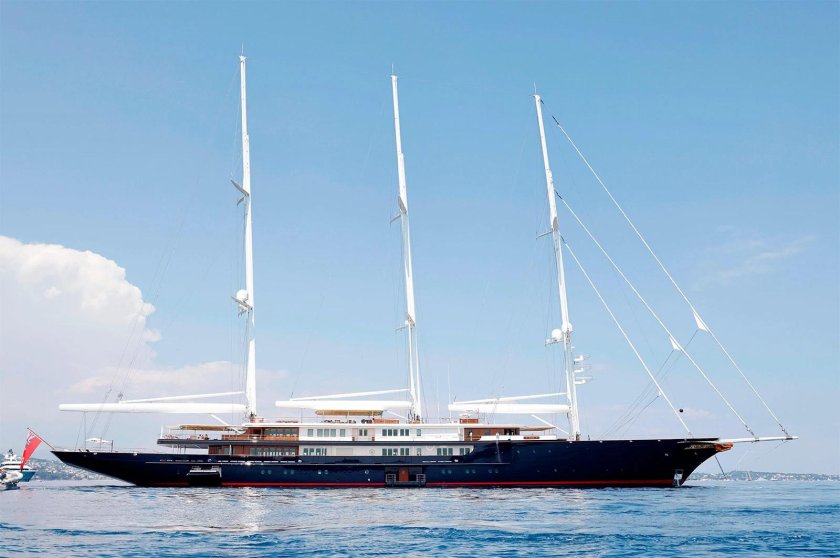 Яхта Джеффа Безоса