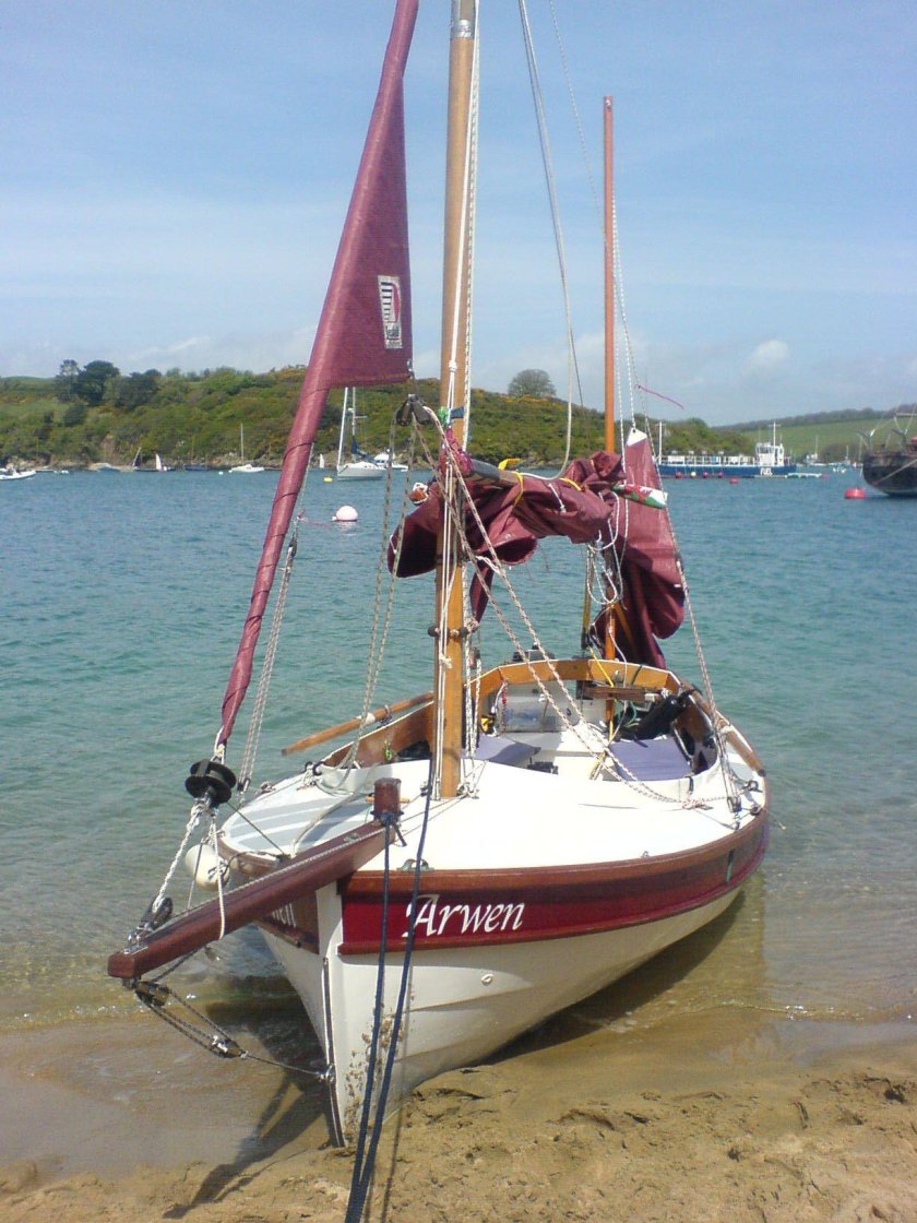 Dinghy sailing