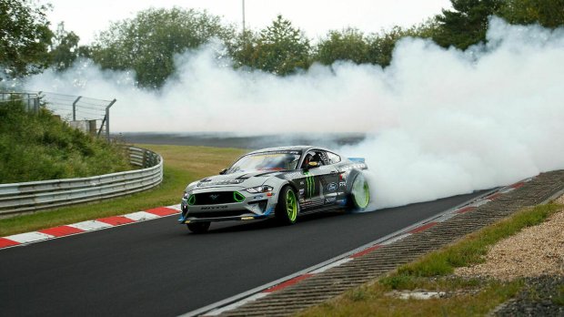 Дрифт Мустанг