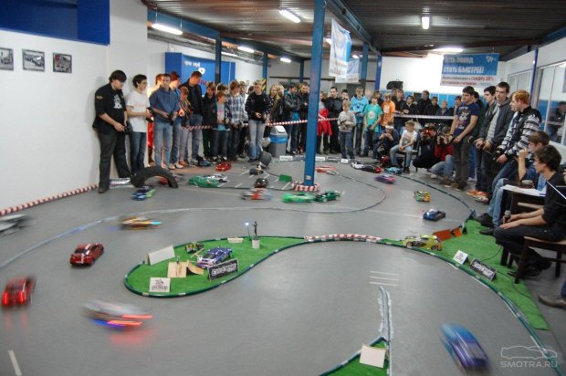 Трасса для радиоуправляемых моделей