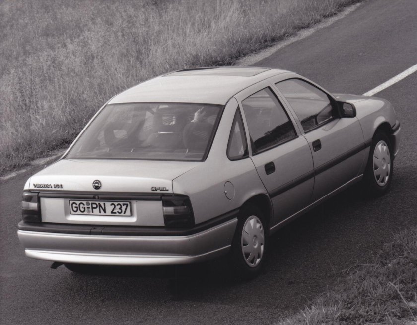 Opel Vectra a седан 1995