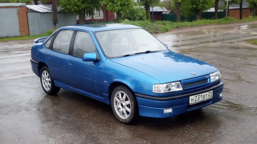 Опель Омега 1989