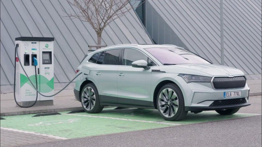 Шкода ENYAQ IV