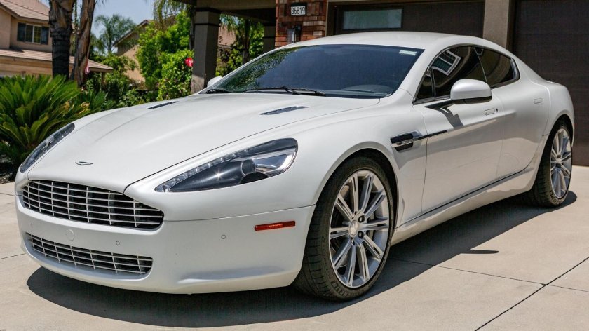 Aston martin rapide