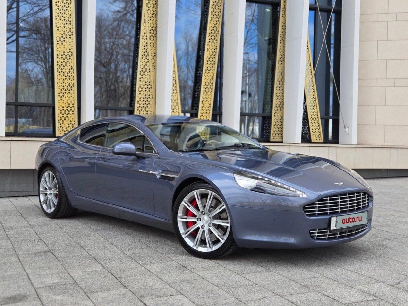 Астон мартин 2010