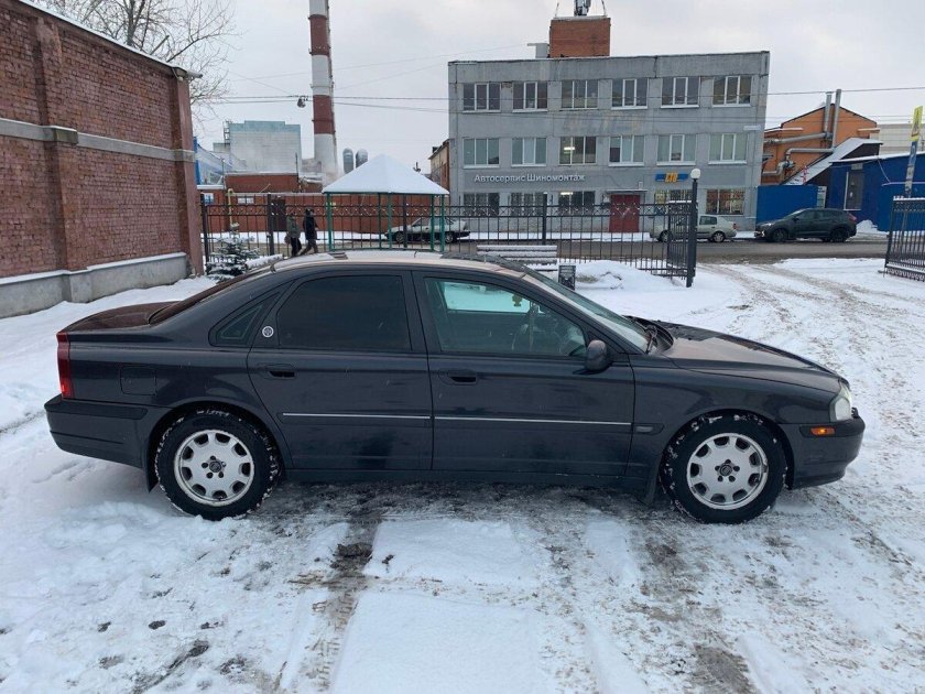 Вольво с 80 2002