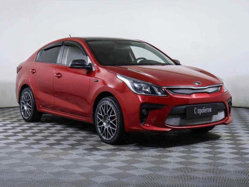 Kia Rio 4 красная