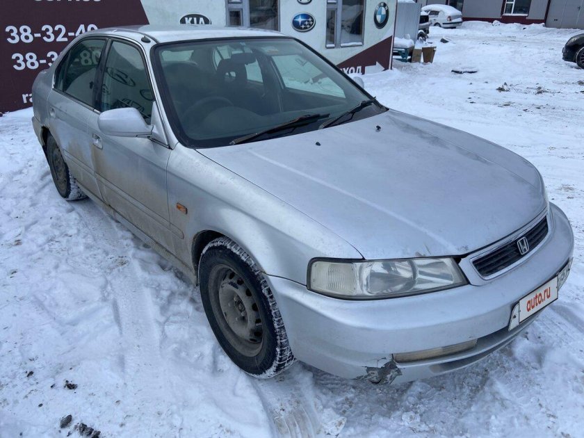 Серая хонда