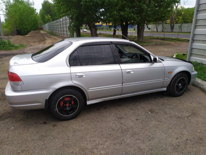 Хонда Домани 2000