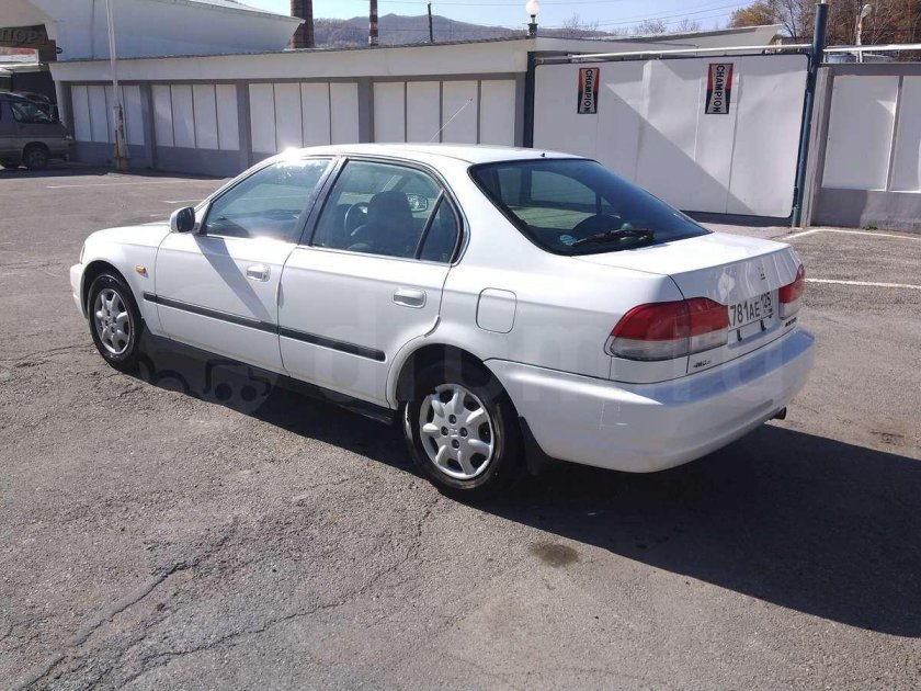 Хонда Домани 1998