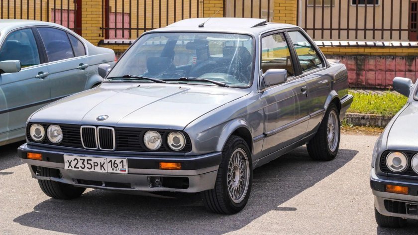 BMW 3 1990